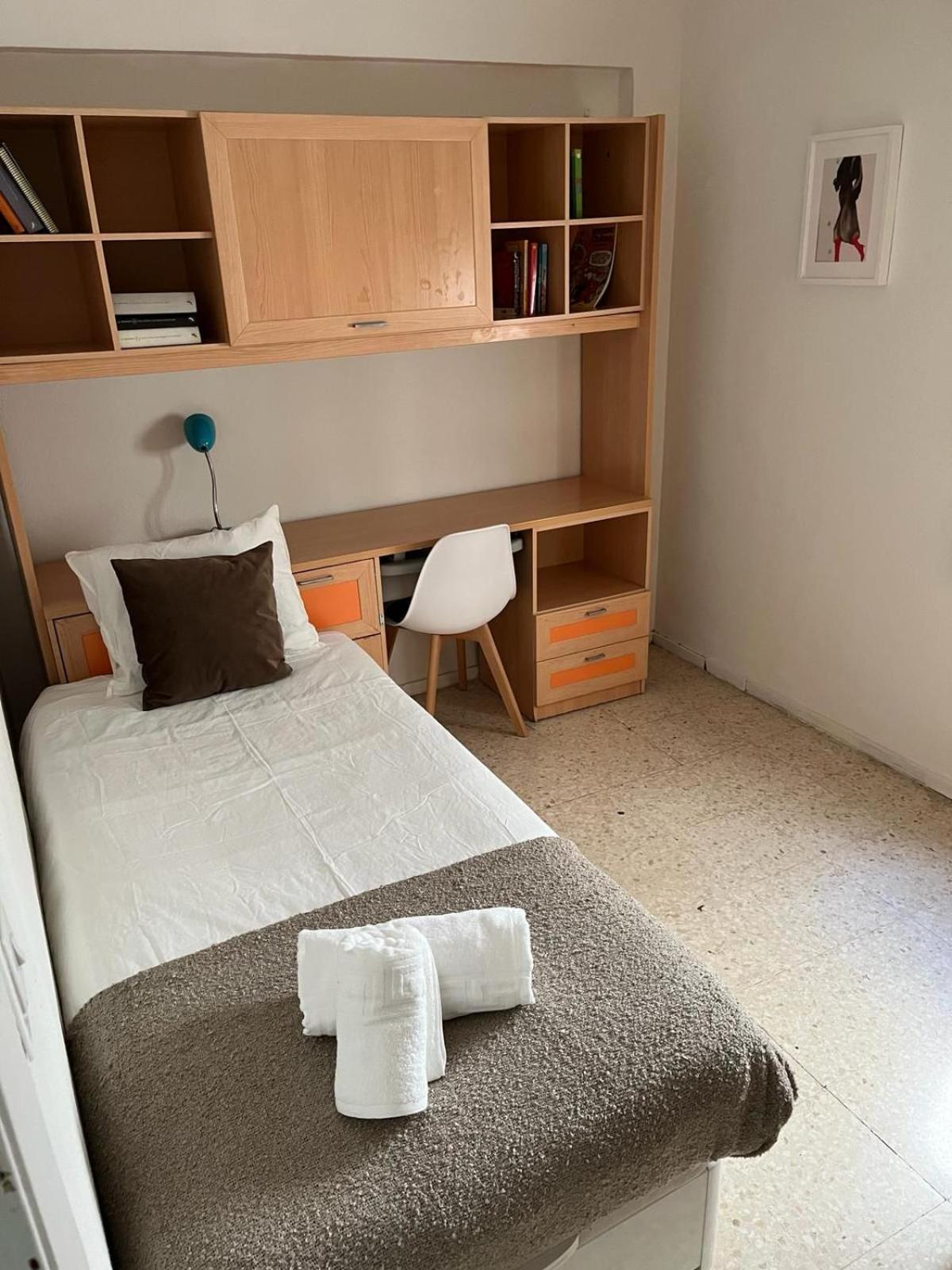 Cozy Apartment Next To Center เซบีญา ภายนอก รูปภาพ
